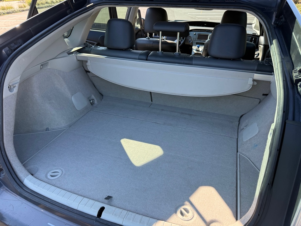 Photo 19 of this TOYOTA PRIUS