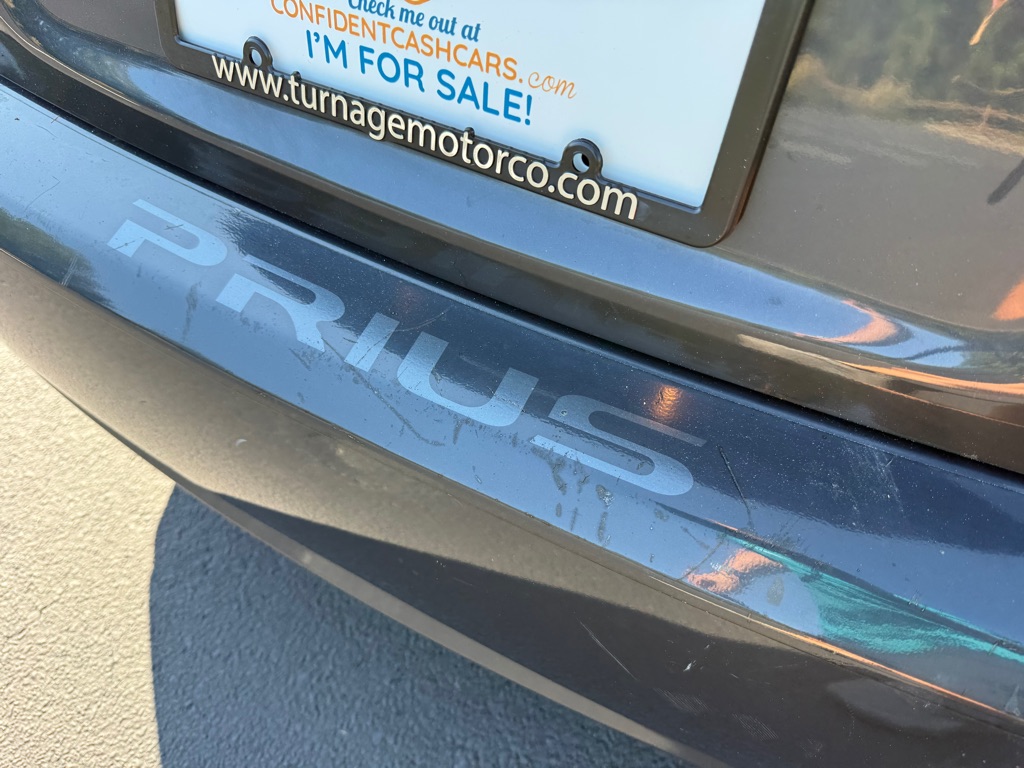 Photo 40 of this TOYOTA PRIUS