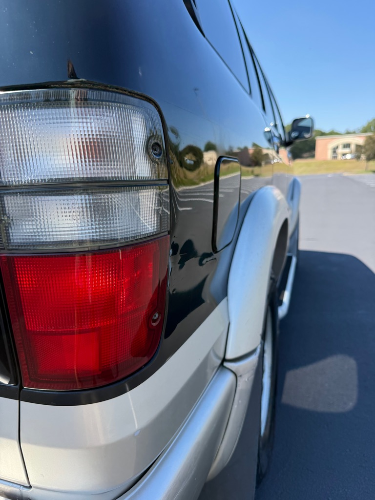 Photo 71 of this ISUZU TROOPER