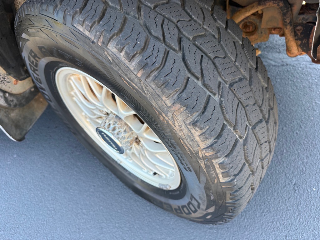Photo 65 of this ISUZU TROOPER