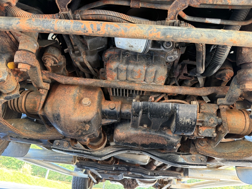 Photo 75 of this ISUZU TROOPER