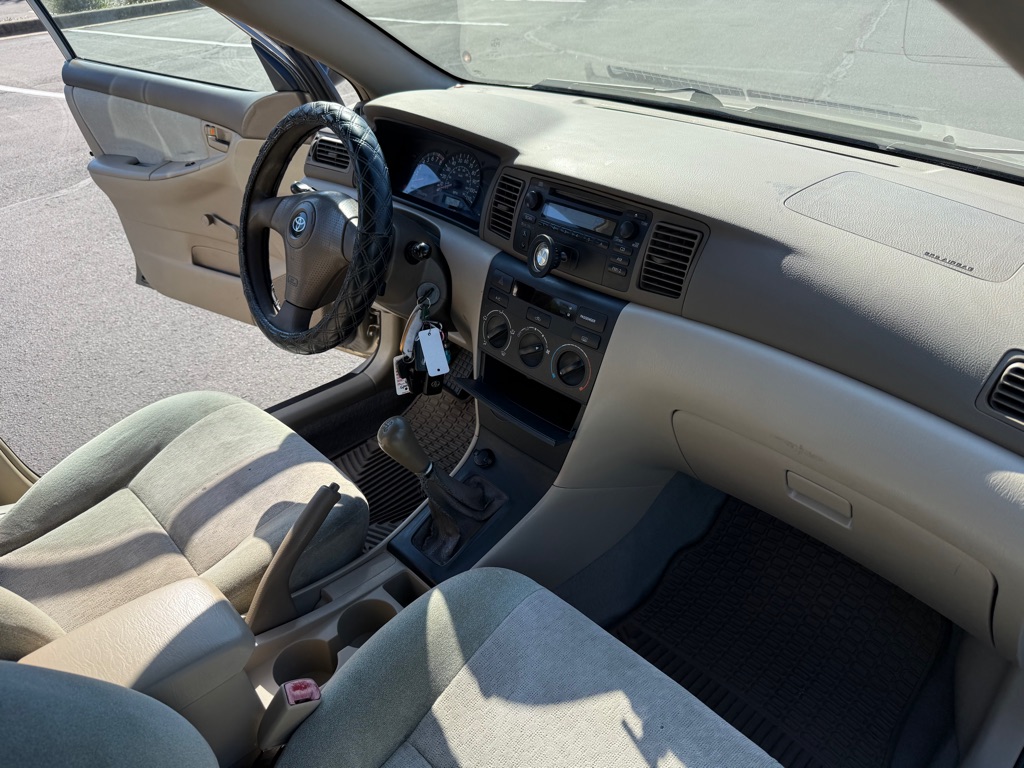 Photo 14 of this TOYOTA COROLLA