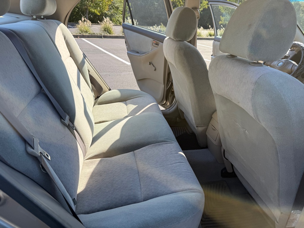 Photo 15 of this TOYOTA COROLLA