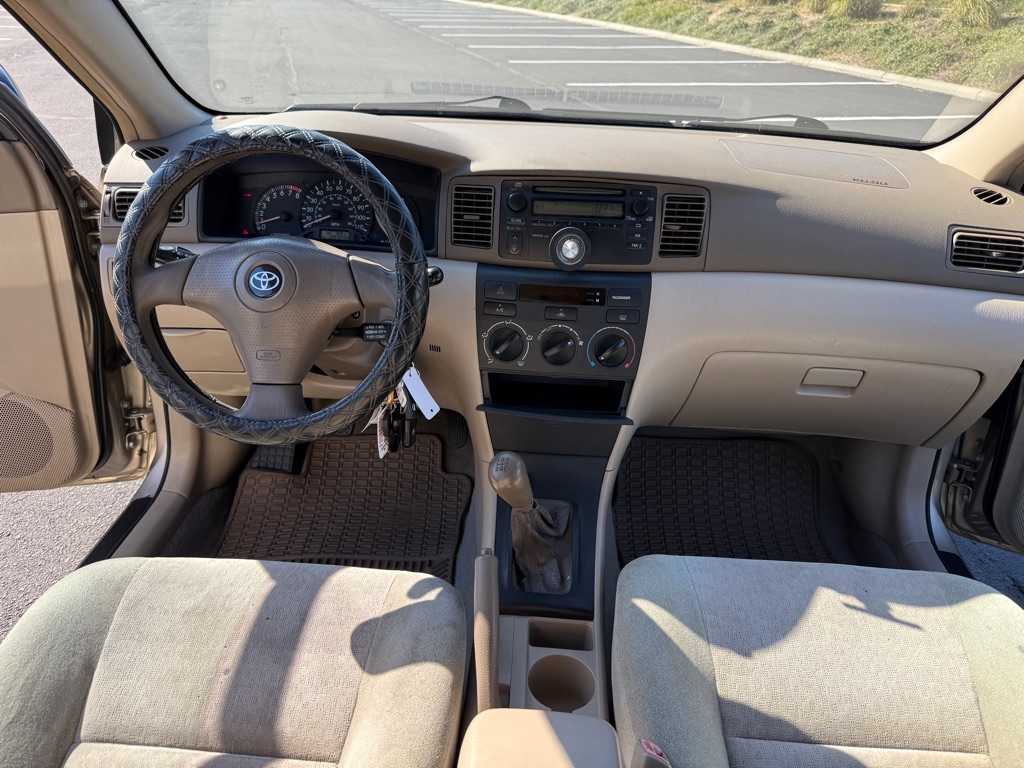 Photo 12 of this TOYOTA COROLLA
