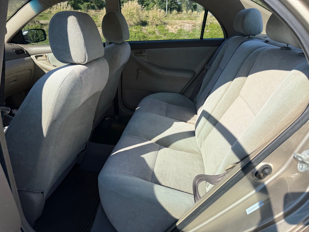 Photo 17 of this TOYOTA COROLLA