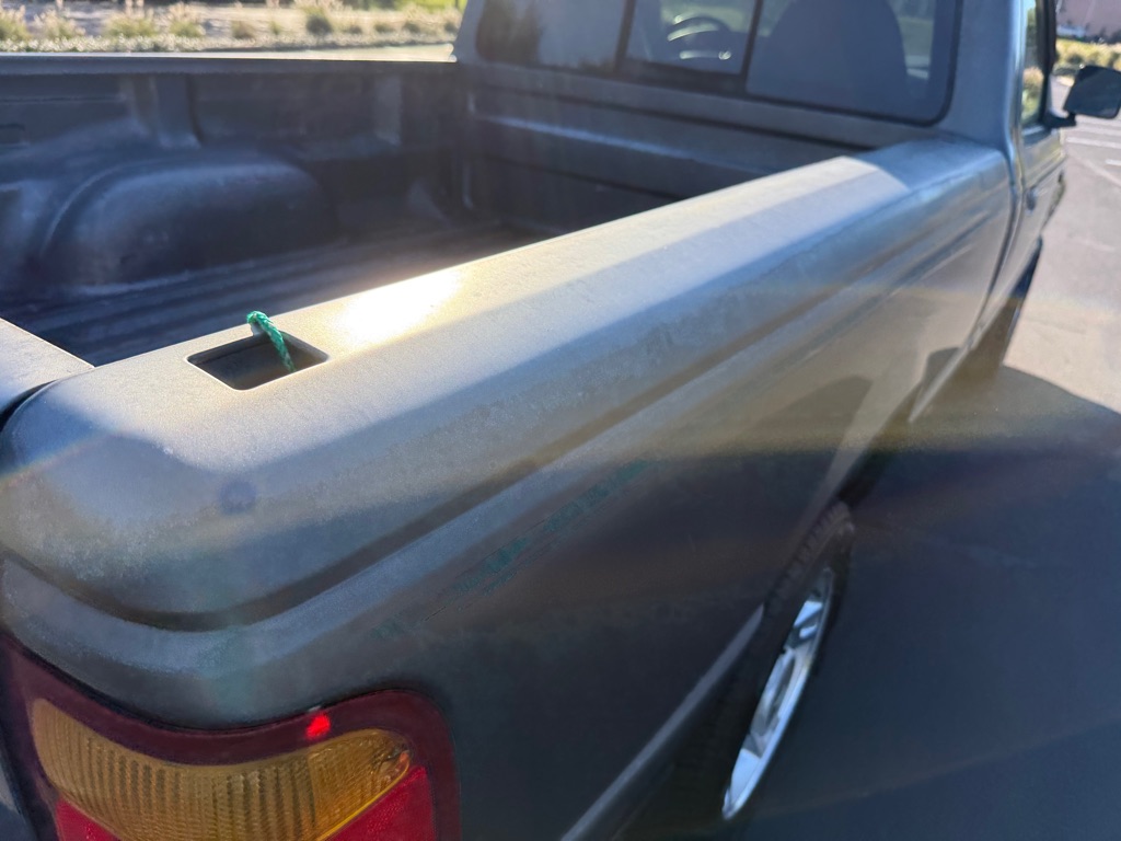 Photo 37 of this FORD RANGER