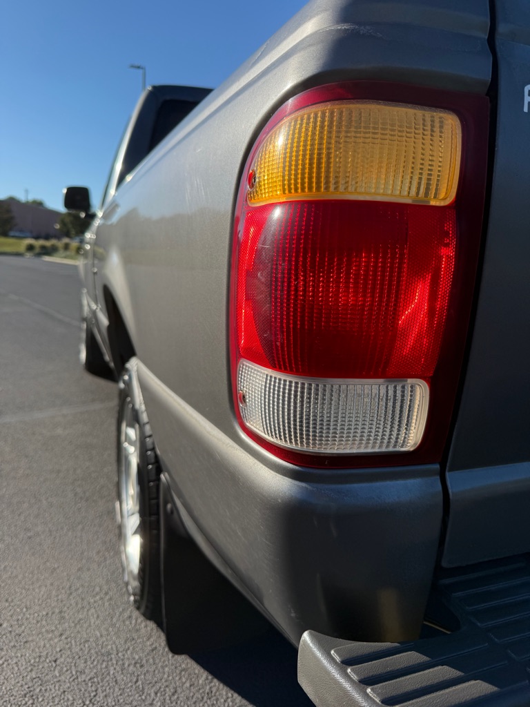 Photo 29 of this FORD RANGER