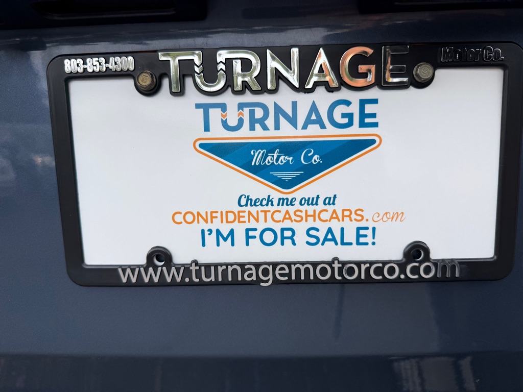 Photo 33 of this TOYOTA SIENNA