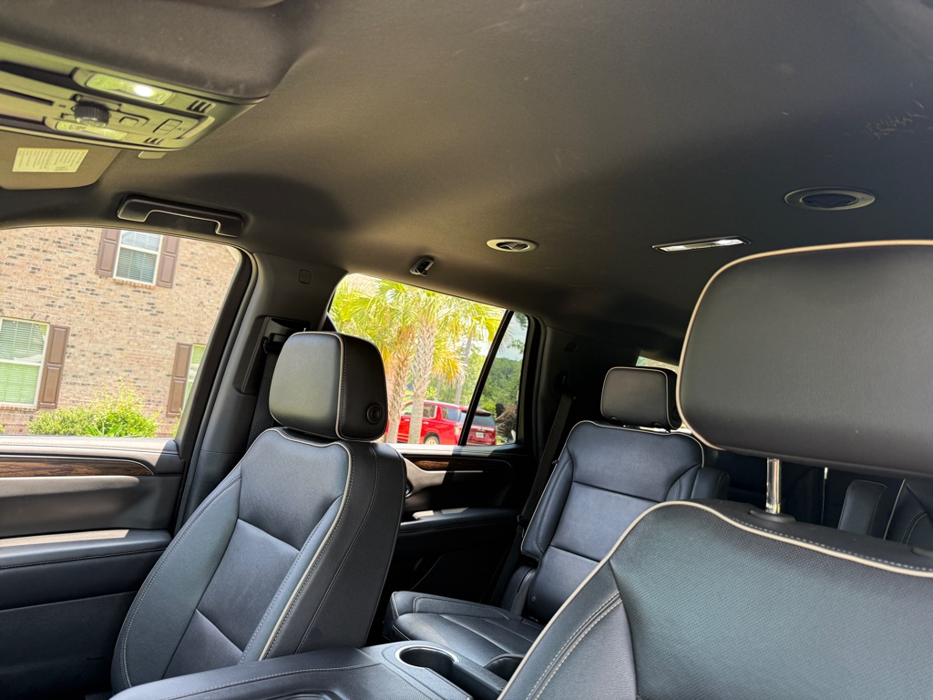 Photo 6 of this CHEVROLET TAHOE