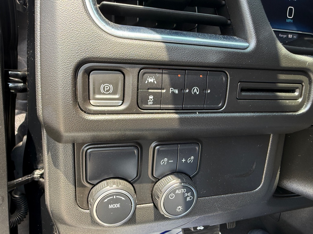 Photo 21 of this CHEVROLET TAHOE