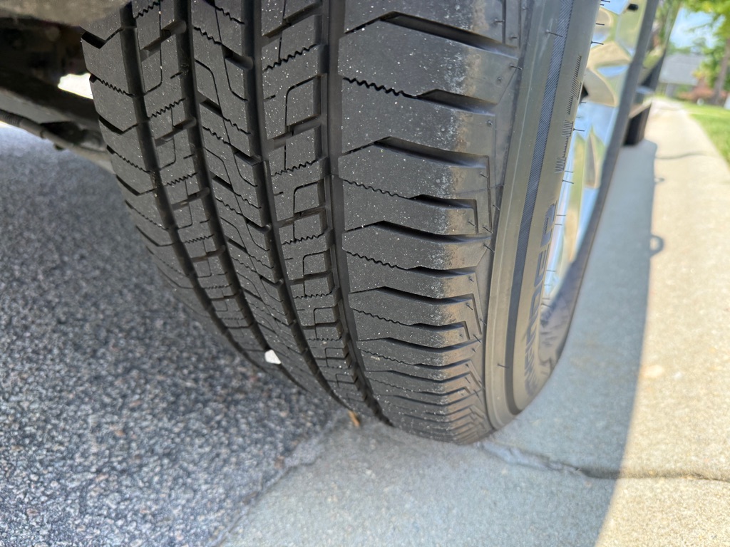 Photo 17 of this CHEVROLET TAHOE