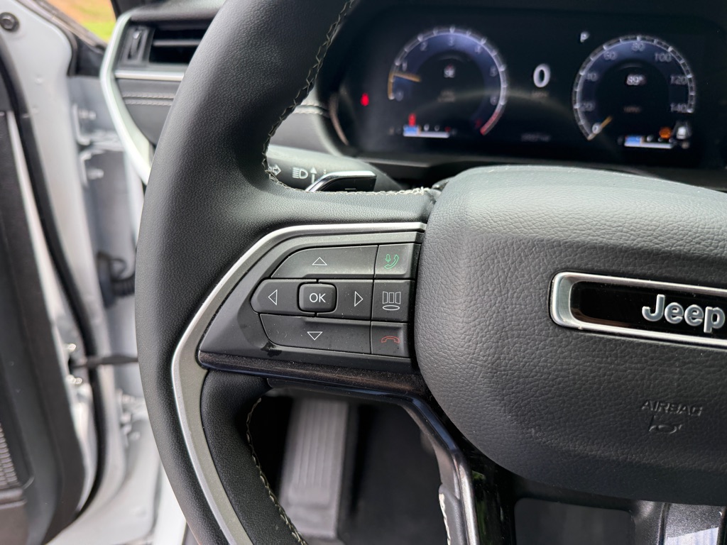 Photo 14 of this JEEP GRAND CHEROKEE
