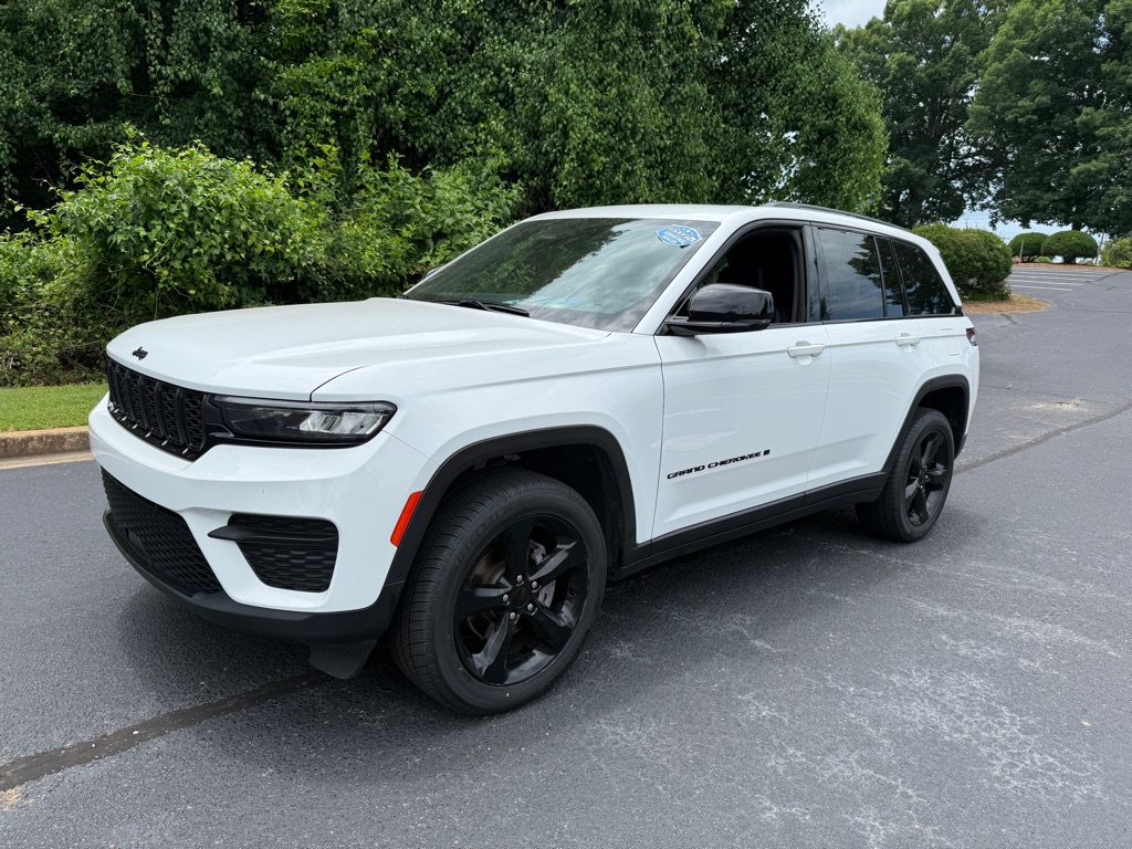 2023 JEEP GRAND CHEROKEE