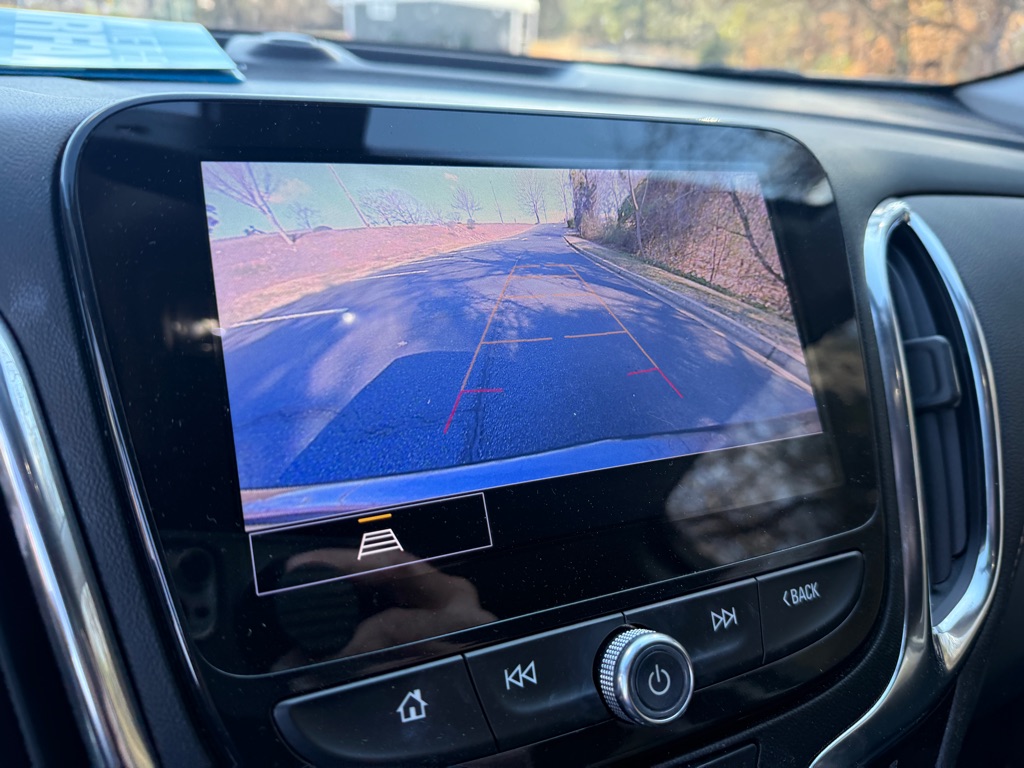 Photo 16 of this CHEVROLET EQUINOX