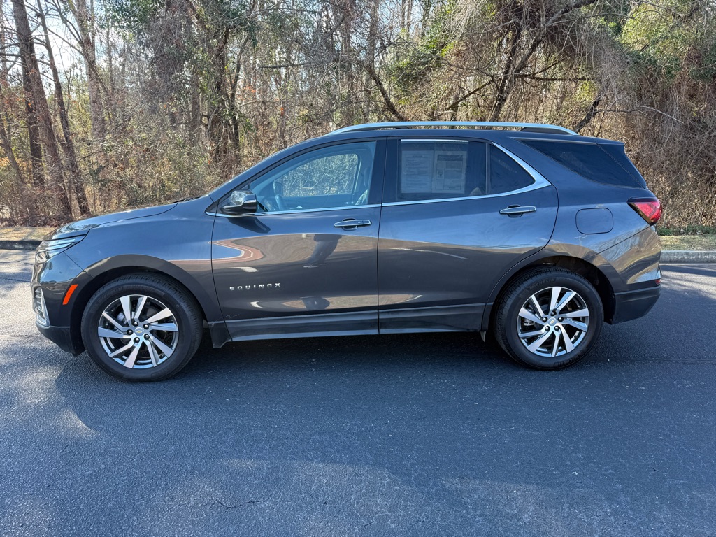 Photo 3 of this CHEVROLET EQUINOX