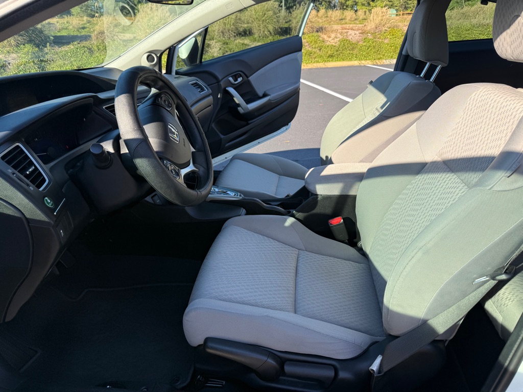 Photo 11 of this HONDA CIVIC