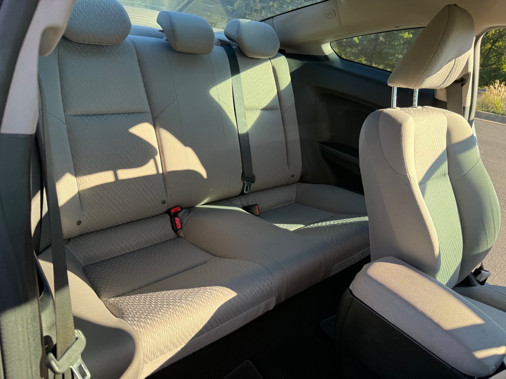 Photo 16 of this HONDA CIVIC