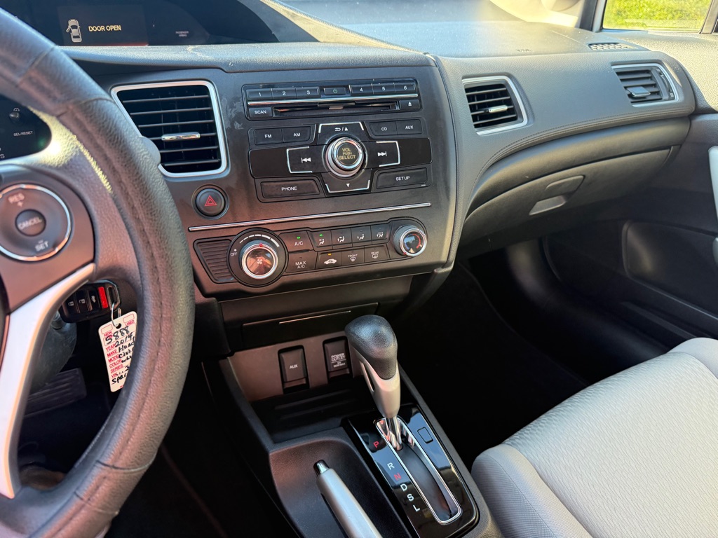 Photo 21 of this HONDA CIVIC