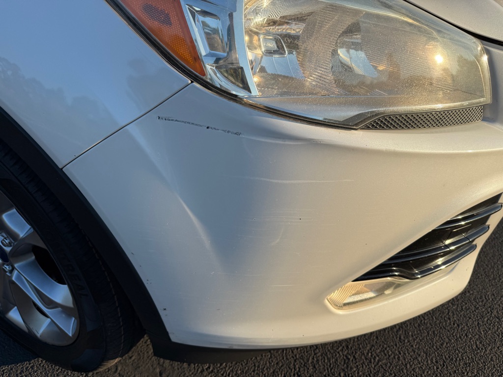 Photo 37 of this FORD ESCAPE