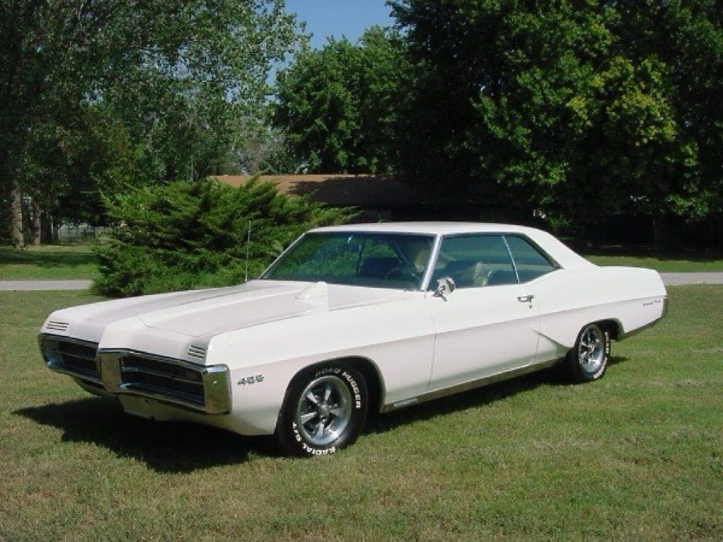 Photo 29 of this PONTIAC GRAND PRIX