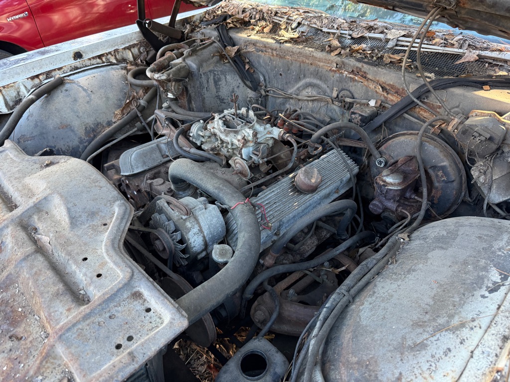 Photo 23 of this PONTIAC GRAND PRIX