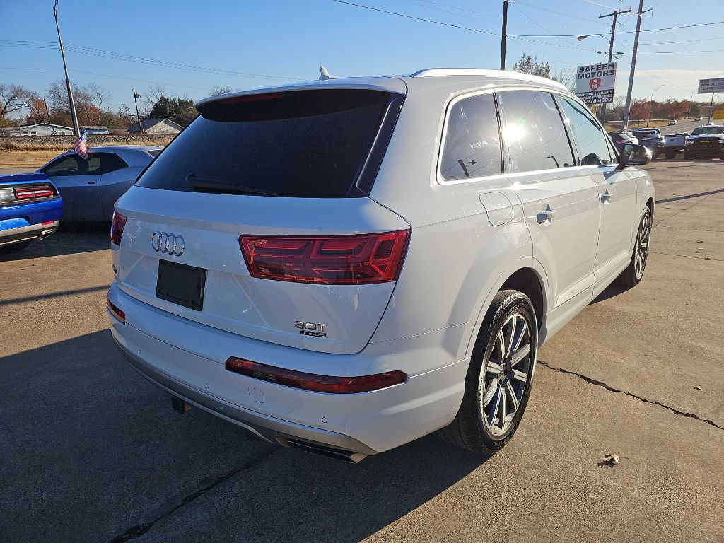 Photo 7 of this AUDI Q7
