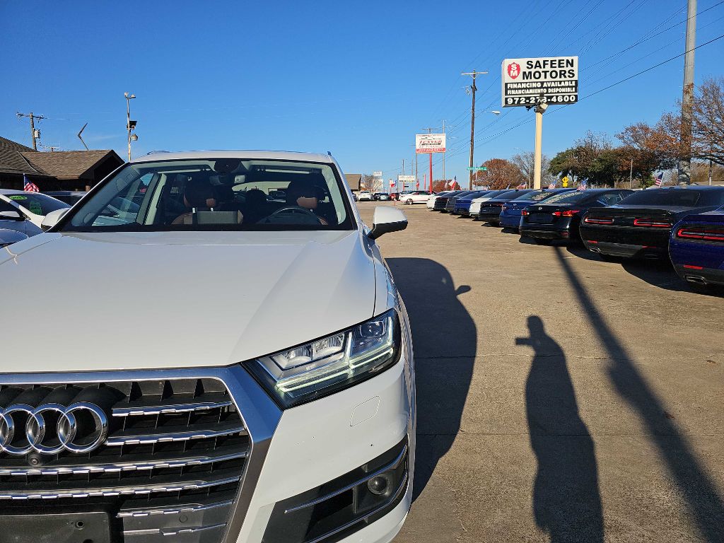 Photo 9 of this AUDI Q7