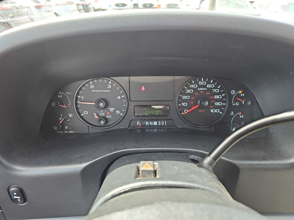 Photo 37 of this FORD F350