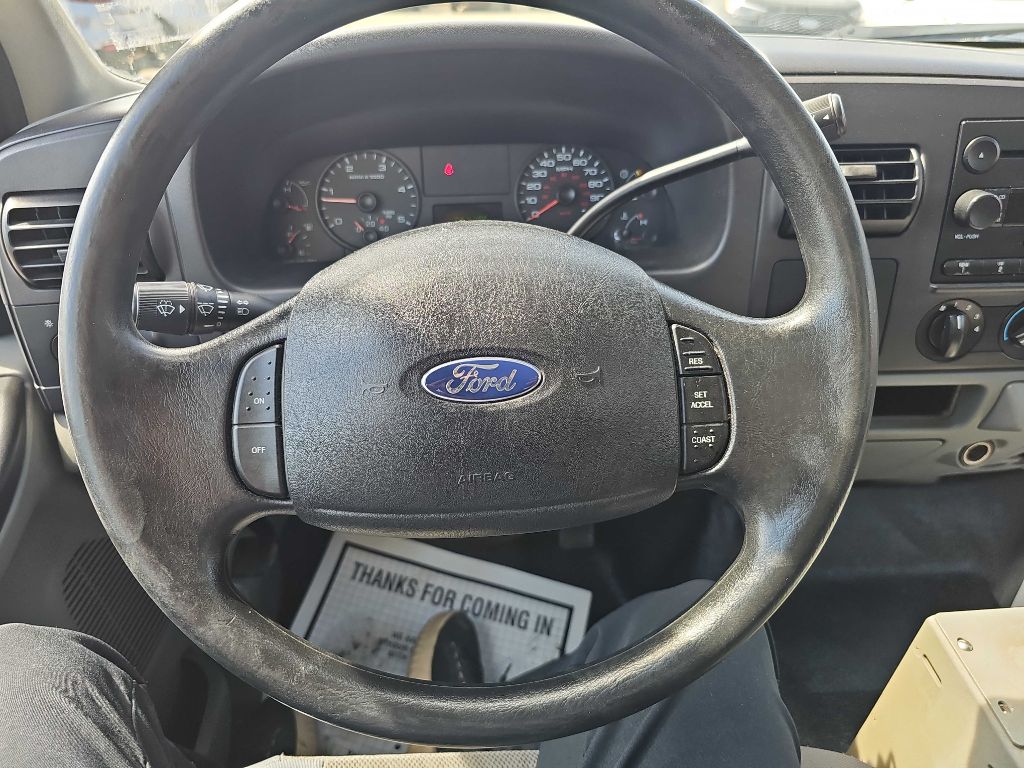 Photo 36 of this FORD F350