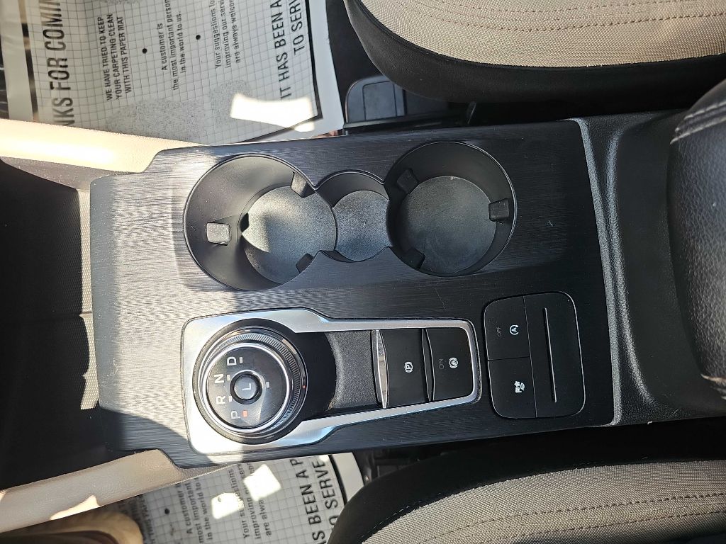 Photo 31 of this FORD ESCAPE