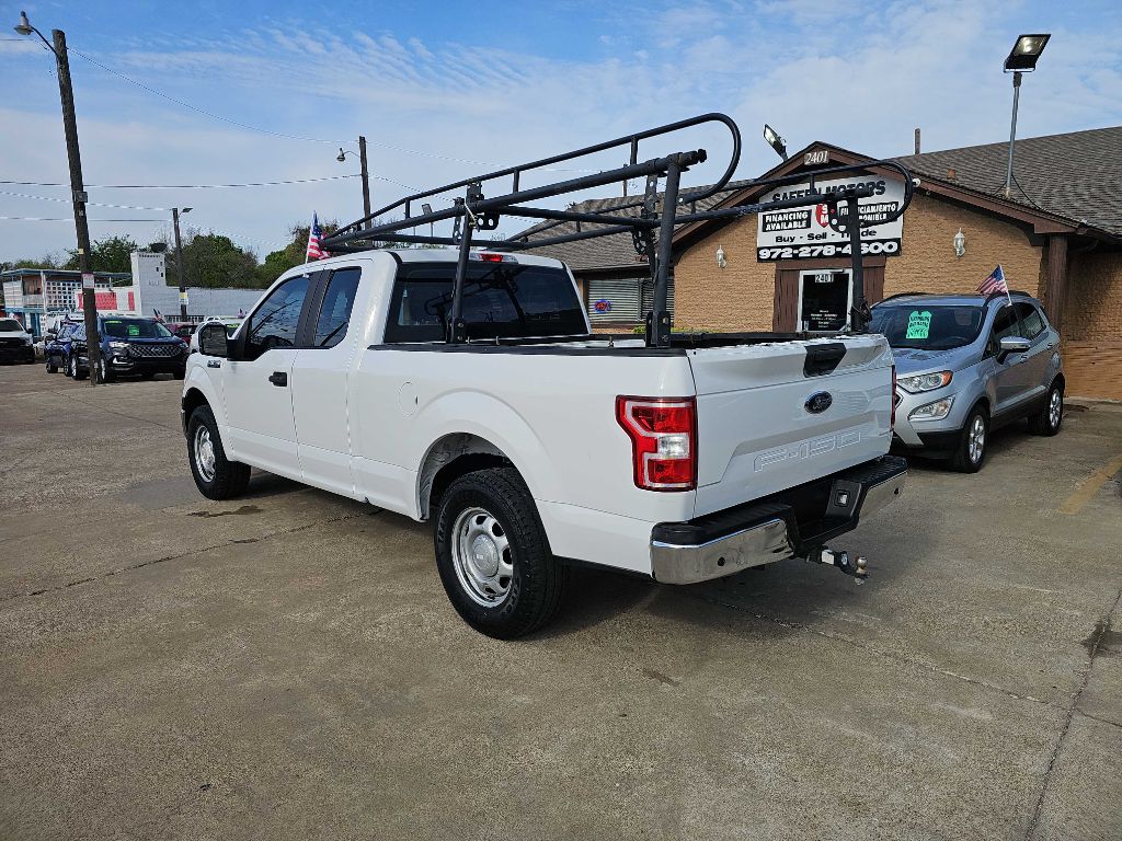 Photo 5 of this FORD F150