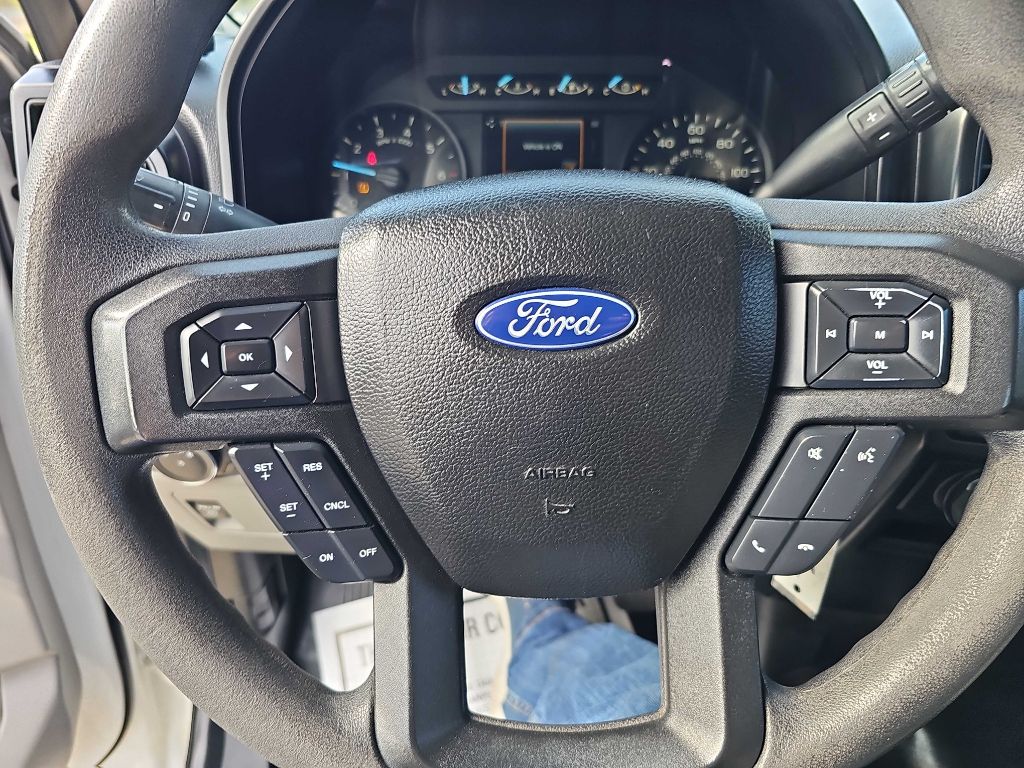 Photo 21 of this FORD F150