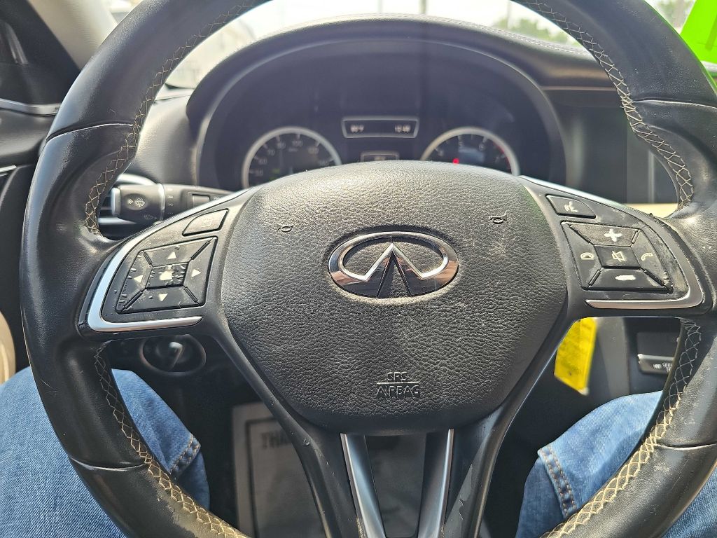 Photo 22 of this INFINITI QX30