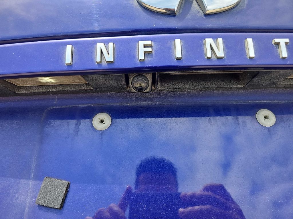 Photo 34 of this INFINITI QX30