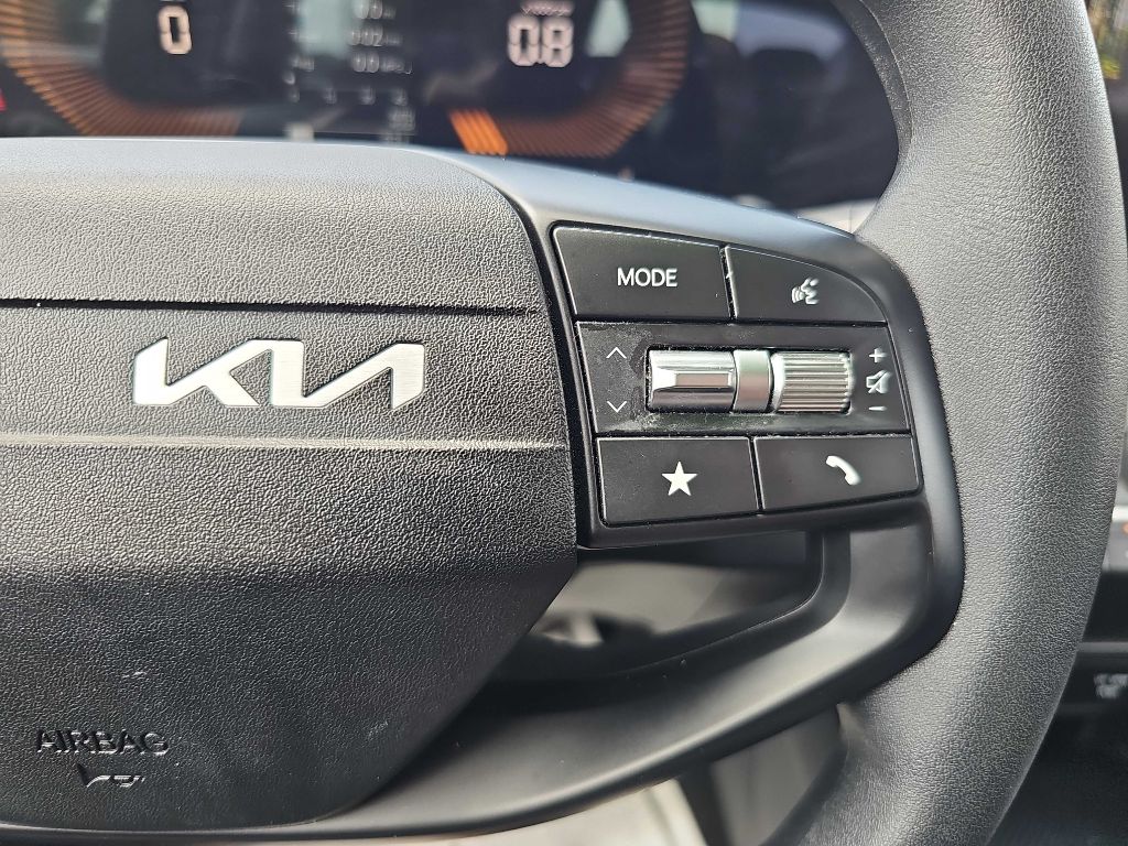 Photo 24 of this KIA K4