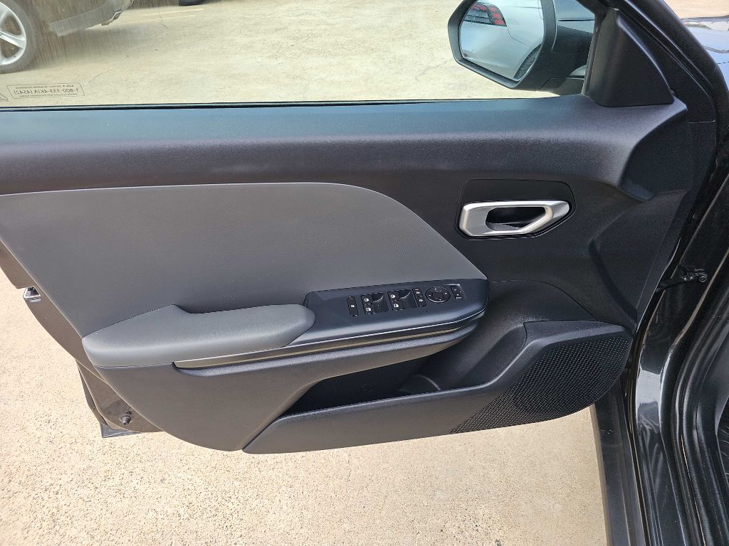 Photo 12 of this KIA K4