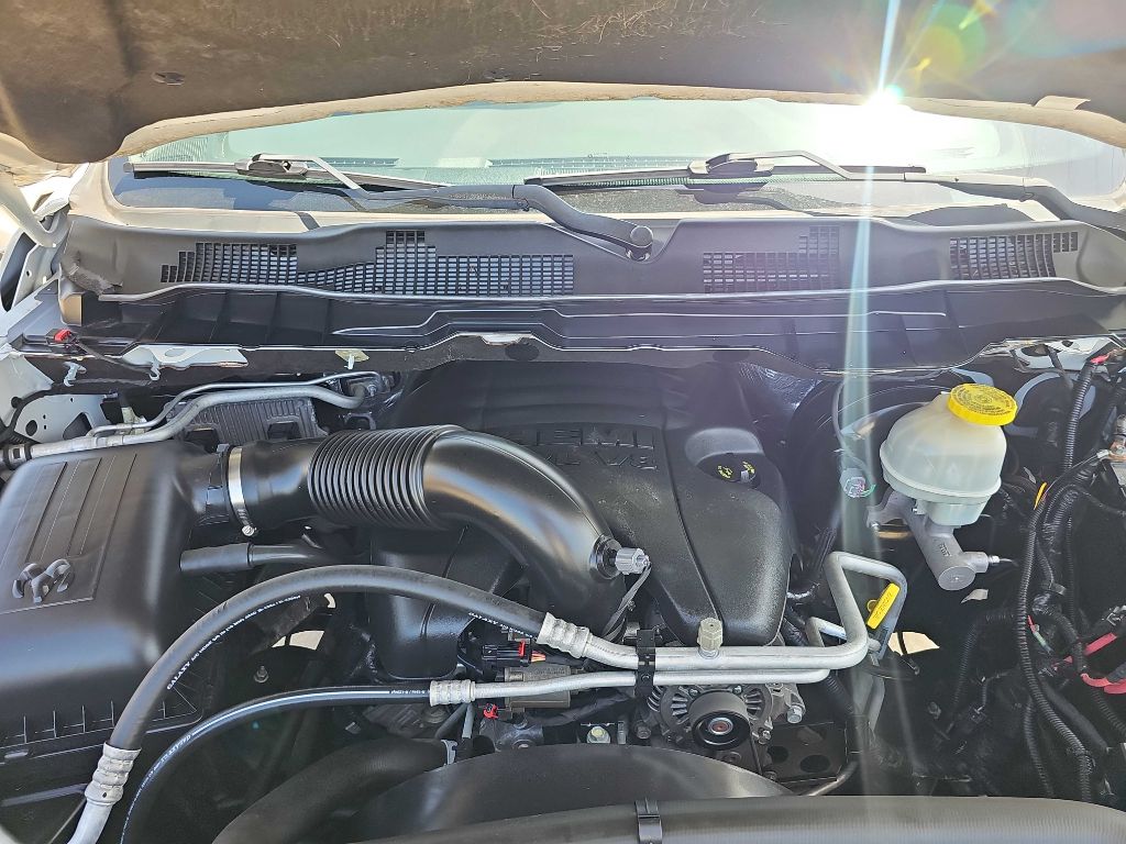 Photo 31 of this RAM 1500