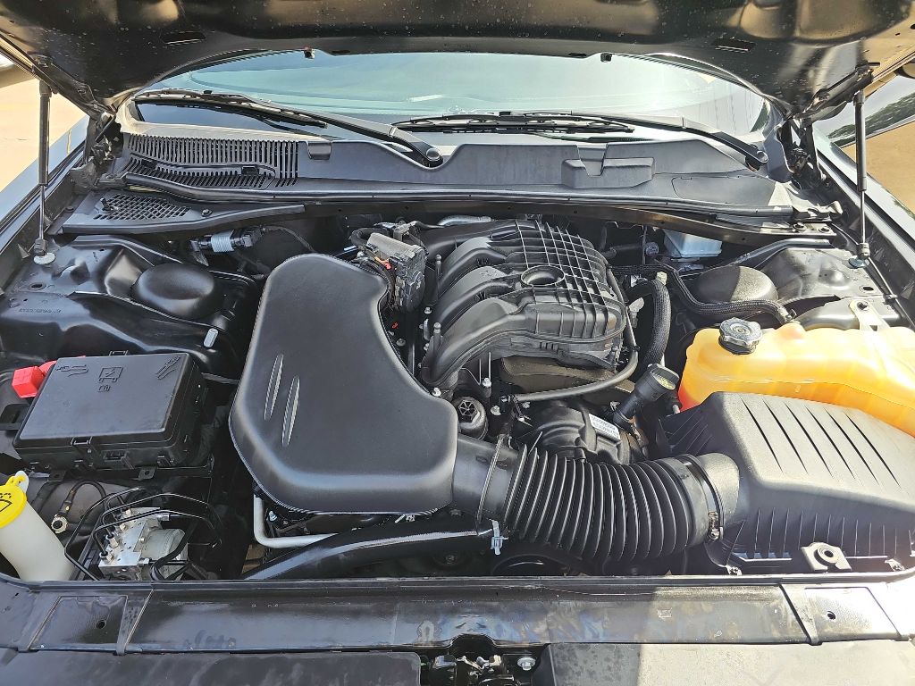 Photo 30 of this DODGE CHALLENGER