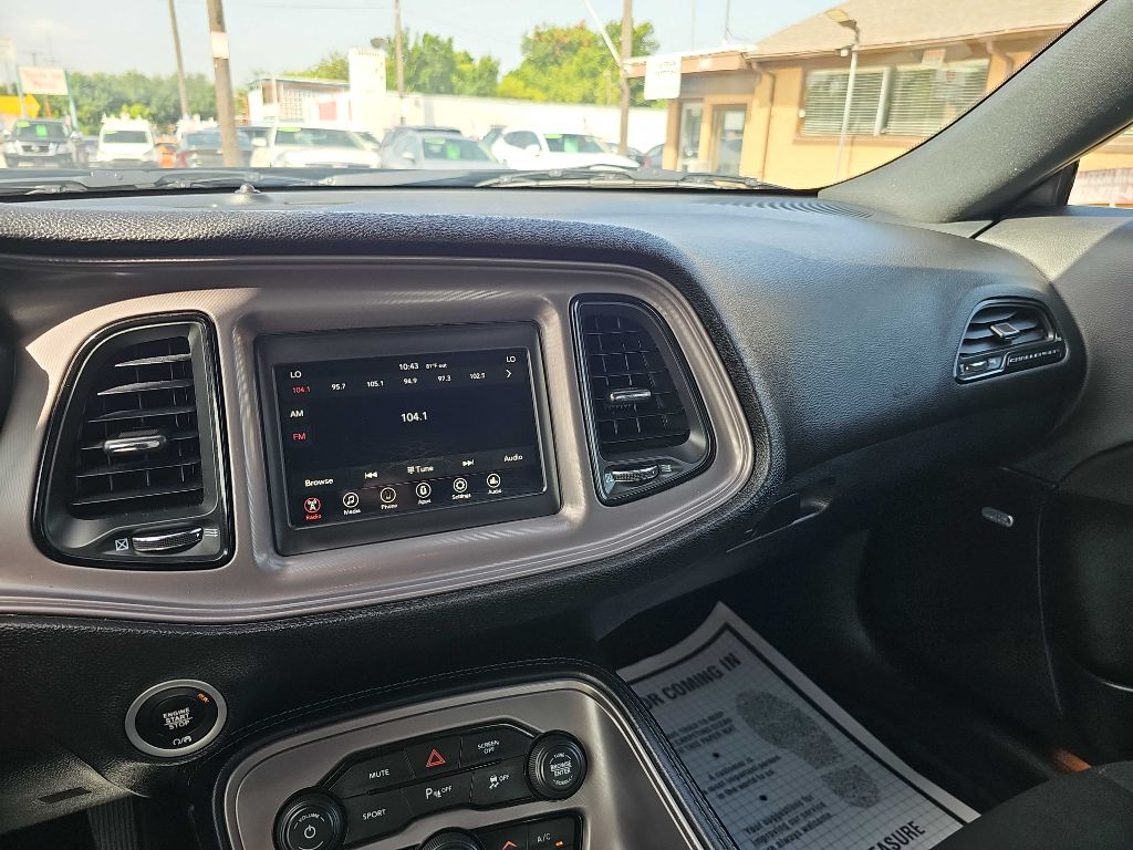 Photo 23 of this DODGE CHALLENGER