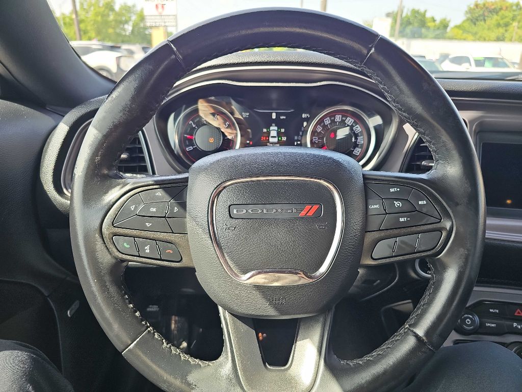 Photo 19 of this DODGE CHALLENGER