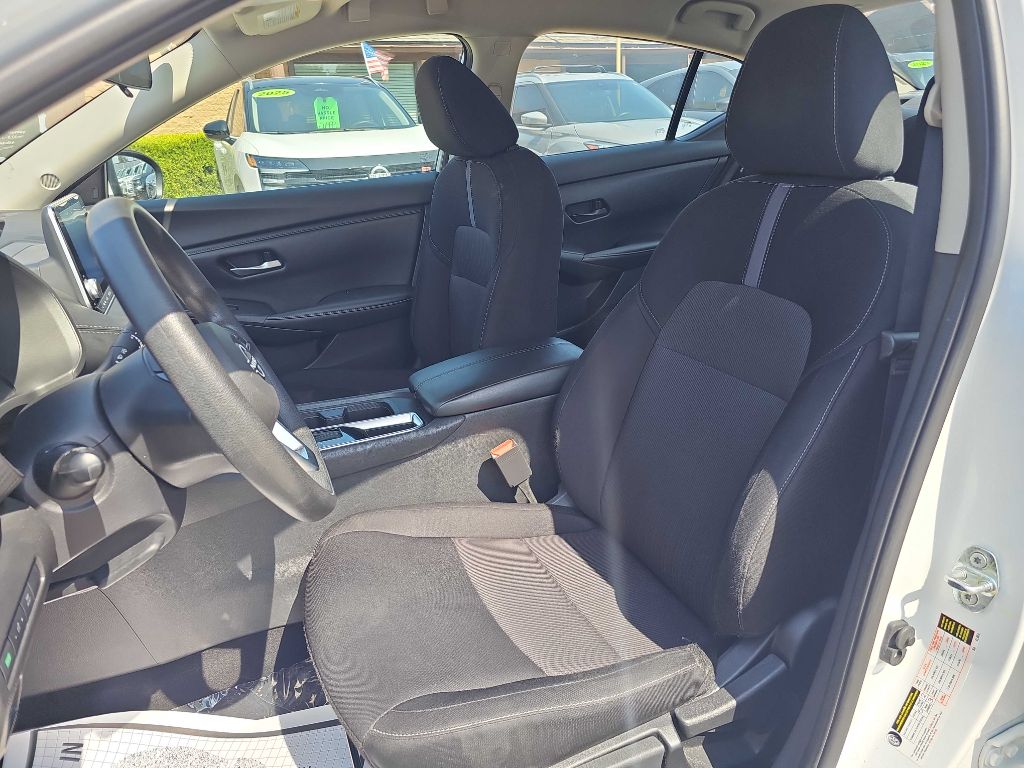 Photo 47 of this NISSAN SENTRA