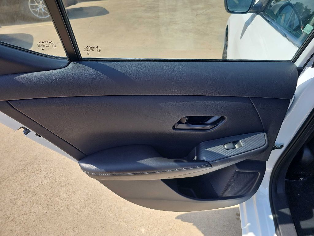 Photo 83 of this NISSAN SENTRA