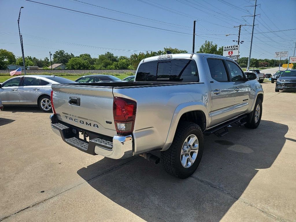 Photo 3 of this TOYOTA TACOMA
