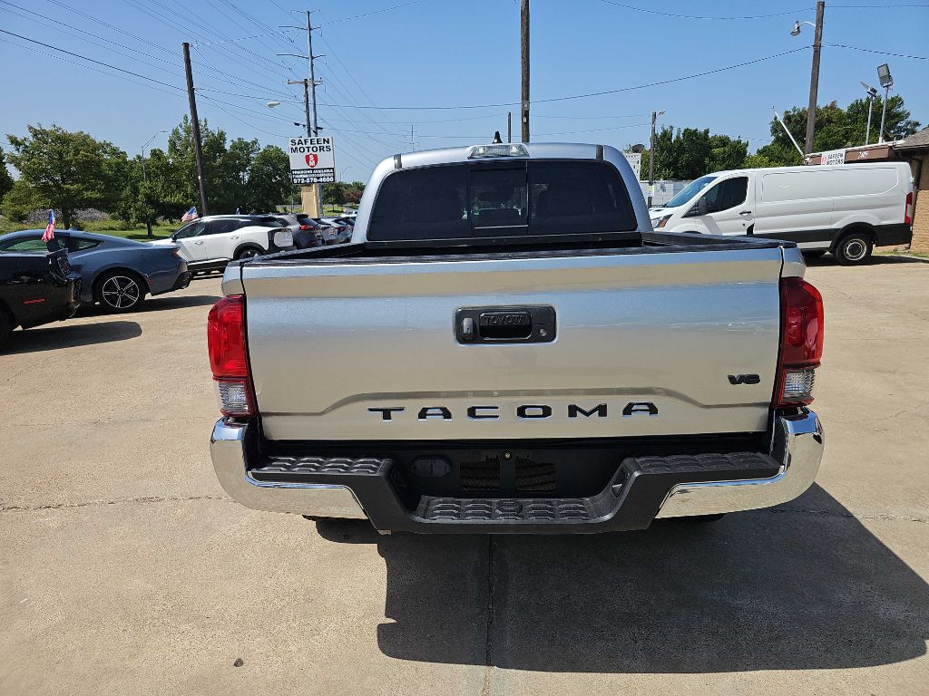 Photo 5 of this TOYOTA TACOMA