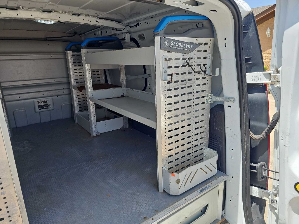 Photo 19 of this FORD TRANSIT CONNECT