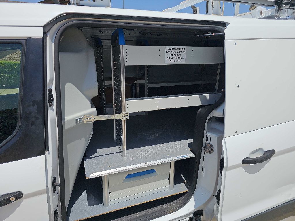 Photo 20 of this FORD TRANSIT CONNECT