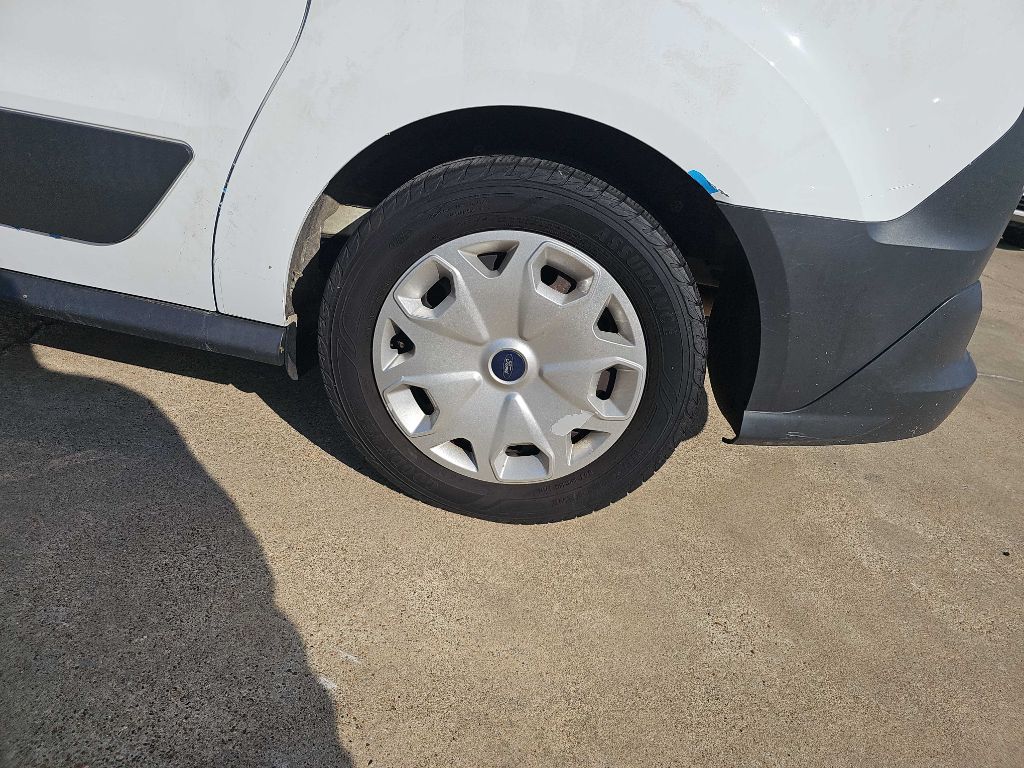 Photo 10 of this FORD TRANSIT CONNECT