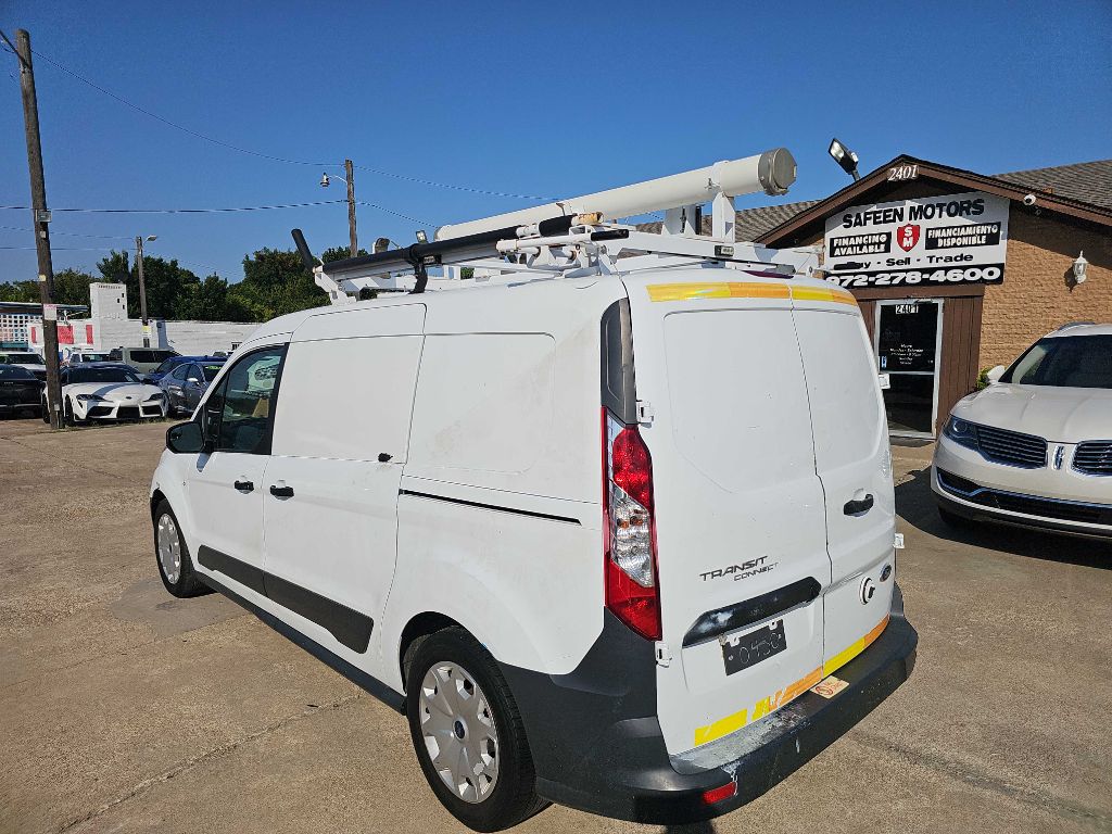 Photo 4 of this FORD TRANSIT CONNECT