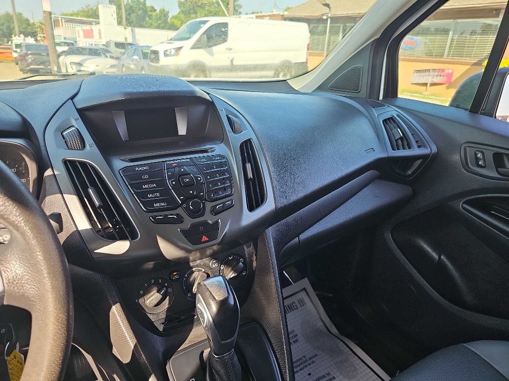 Photo 26 of this FORD TRANSIT CONNECT