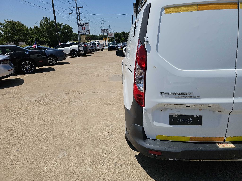 Photo 10 of this FORD TRANSIT CONNECT